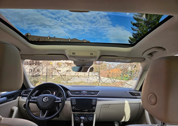 Skoda Superb cena 96900 przebieg: 142000, rok produkcji 2017 z Łęknica małe 191